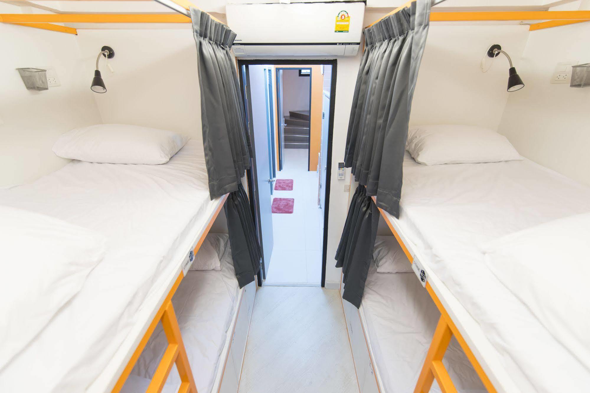 Pixellar Hostel Bangkok Eksteriør bilde
